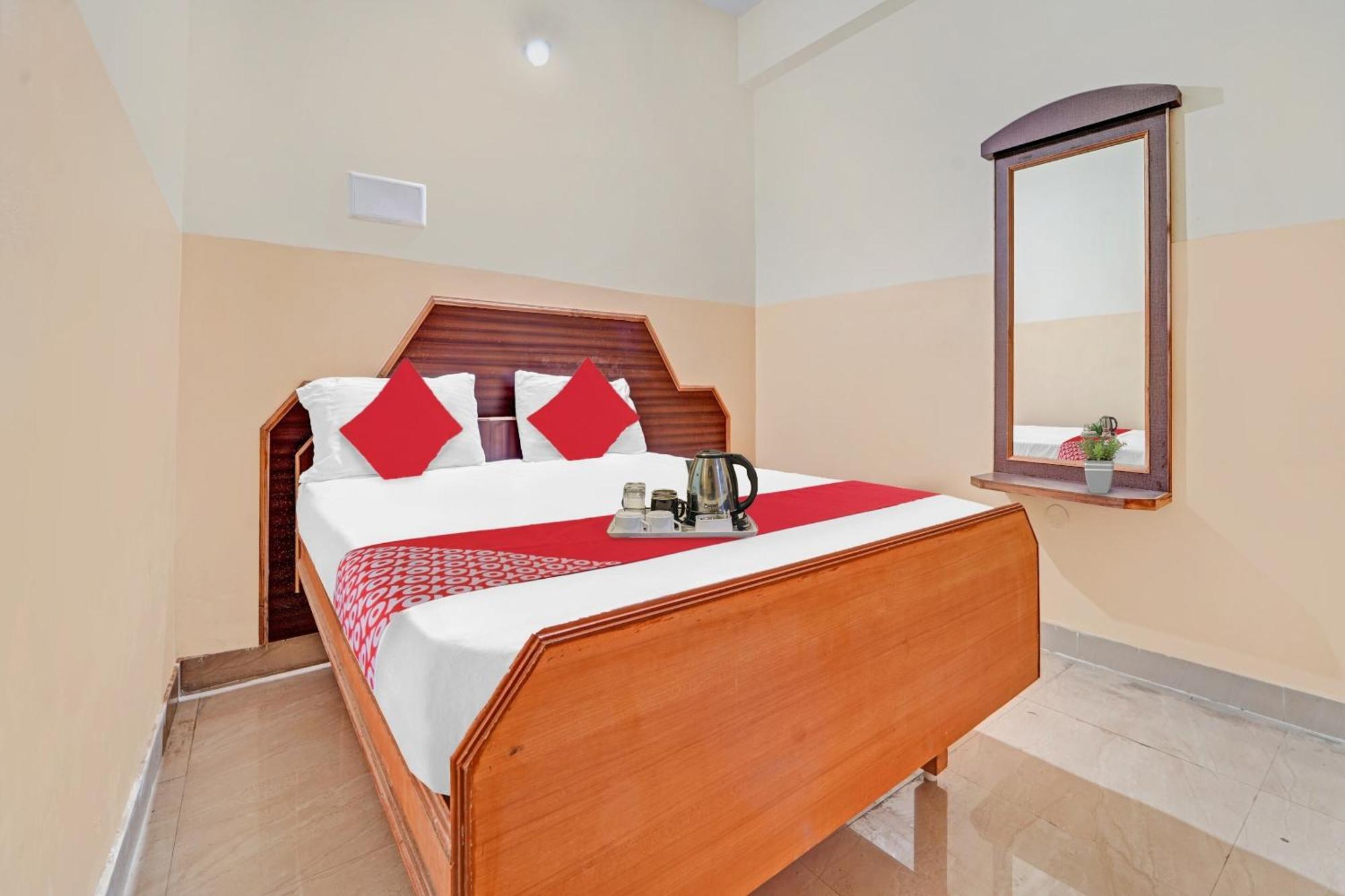 Hotel O City Lodge Ероде Екстериор снимка