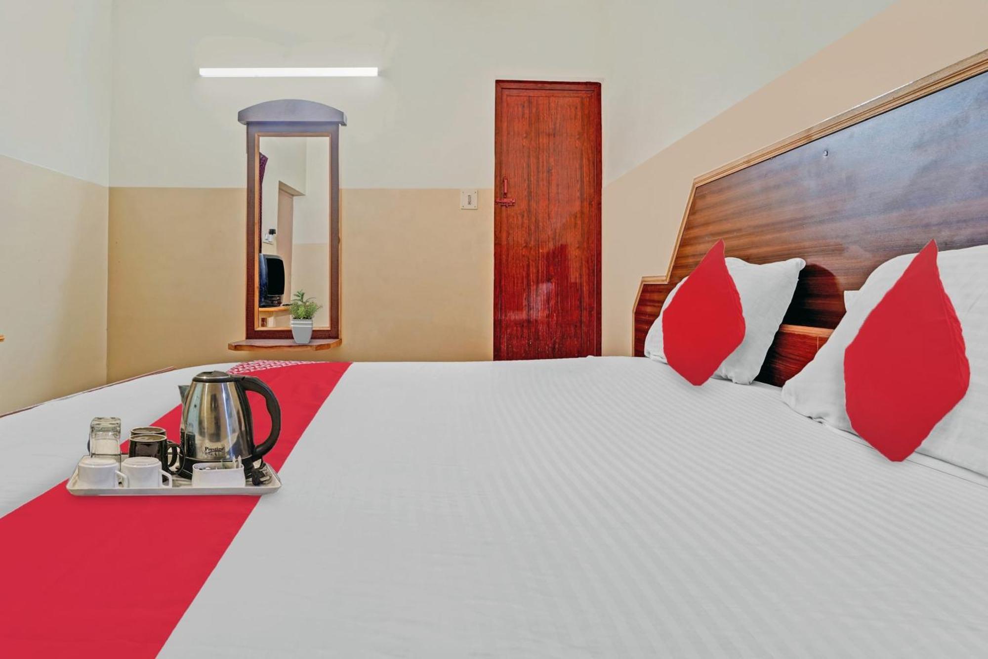 Hotel O City Lodge Ероде Екстериор снимка