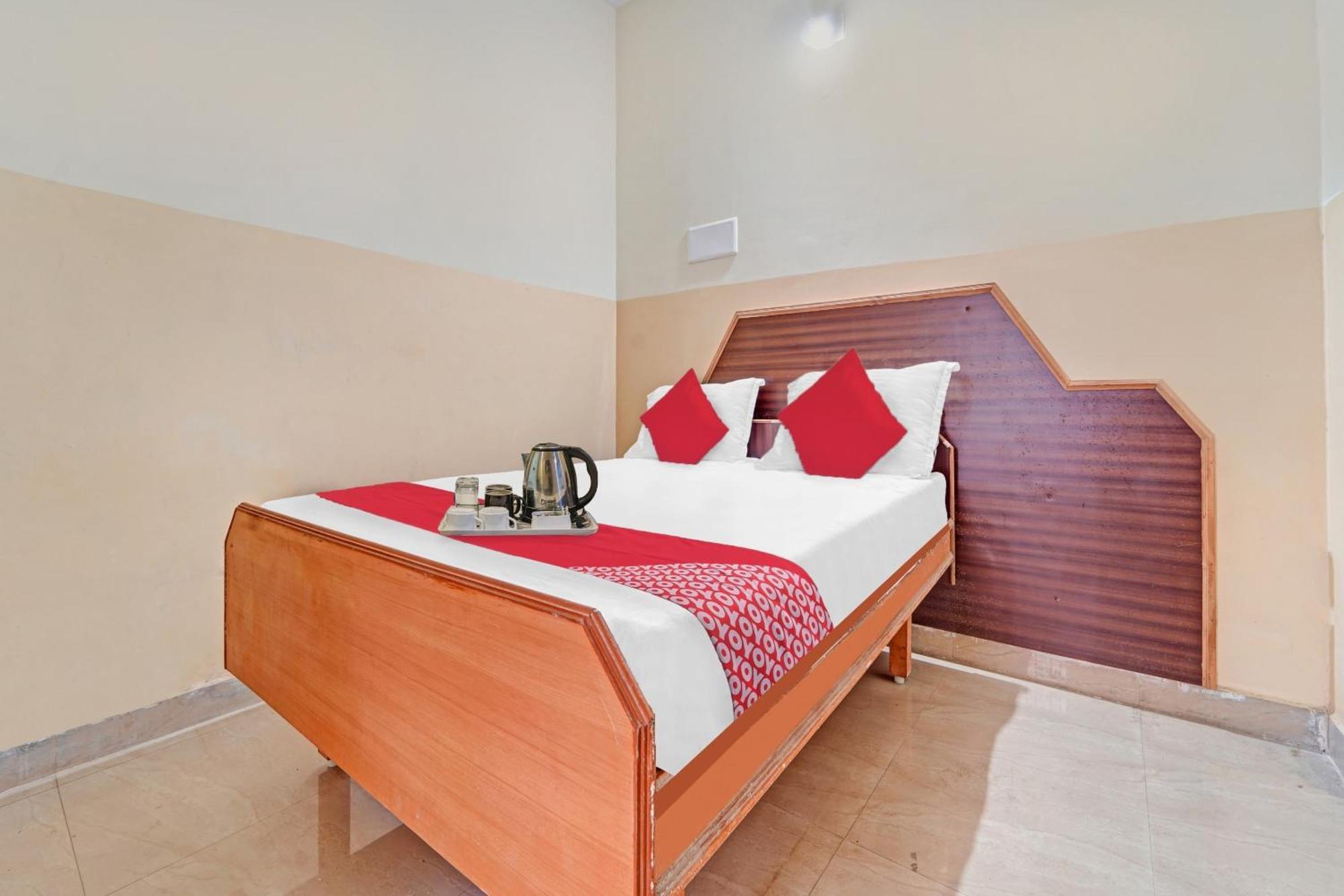 Hotel O City Lodge Ероде Екстериор снимка