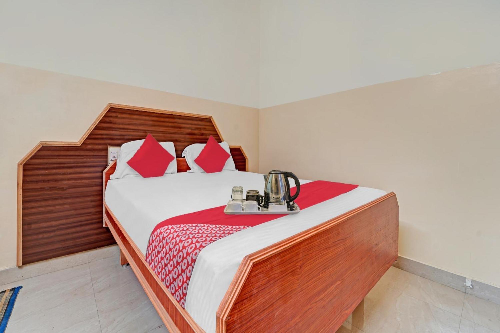 Hotel O City Lodge Ероде Екстериор снимка