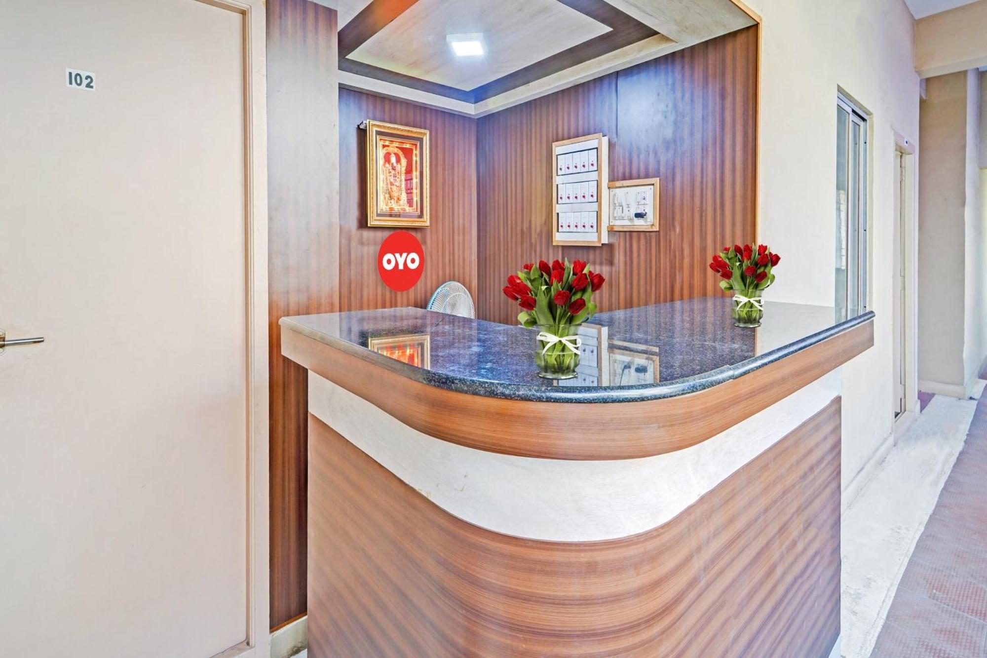 Hotel O City Lodge Ероде Екстериор снимка